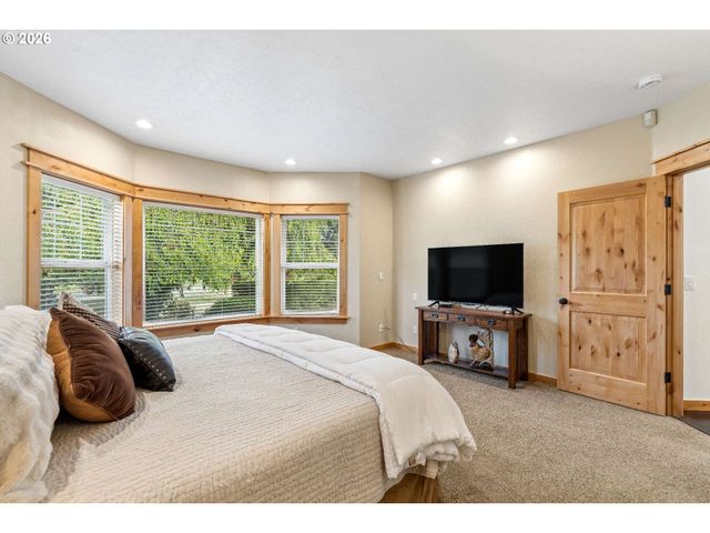 14660 Nw PIONEER Rd, Beaverton, OR 97006