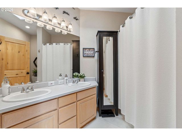 14660 Nw PIONEER Rd, Beaverton, OR 97006