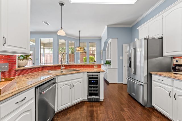 1621 Glen Springs Drive, Plano, TX 75093