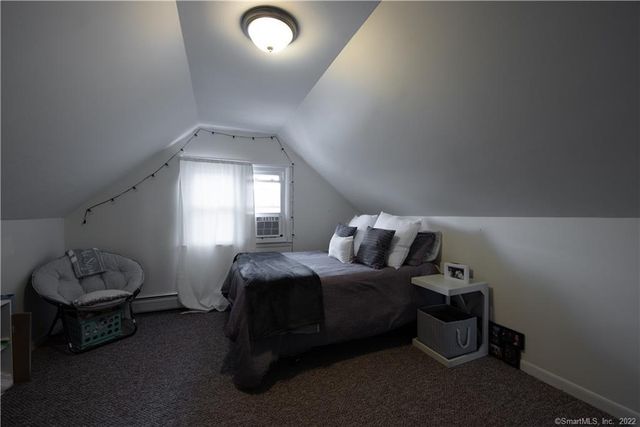 25 Myron Avenue, Bridgeport, CT 06606