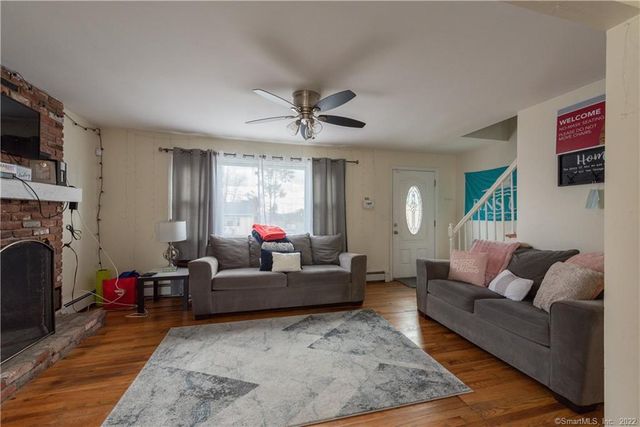 25 Myron Avenue, Bridgeport, CT 06606