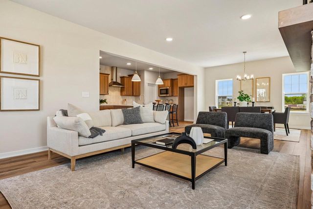 9901 N Migratory LANE, Mequon, WI 53097