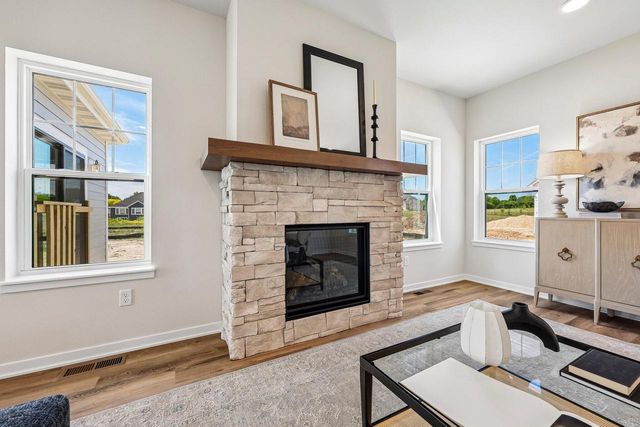 9901 N Migratory LANE, Mequon, WI 53097