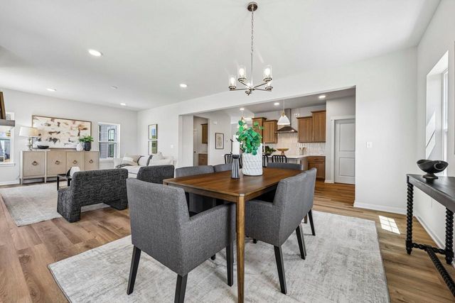 9901 N Migratory LANE, Mequon, WI 53097