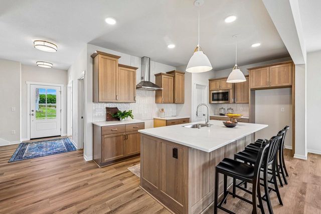 9901 N Migratory LANE, Mequon, WI 53097