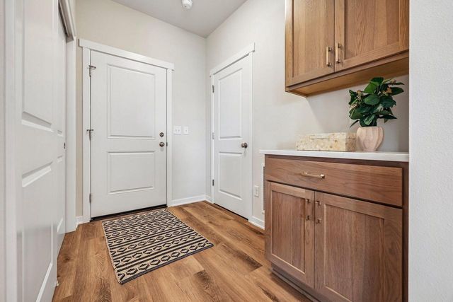 9901 N Migratory LANE, Mequon, WI 53097