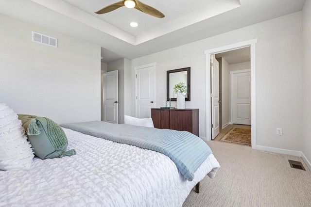 9901 N Migratory LANE, Mequon, WI 53097