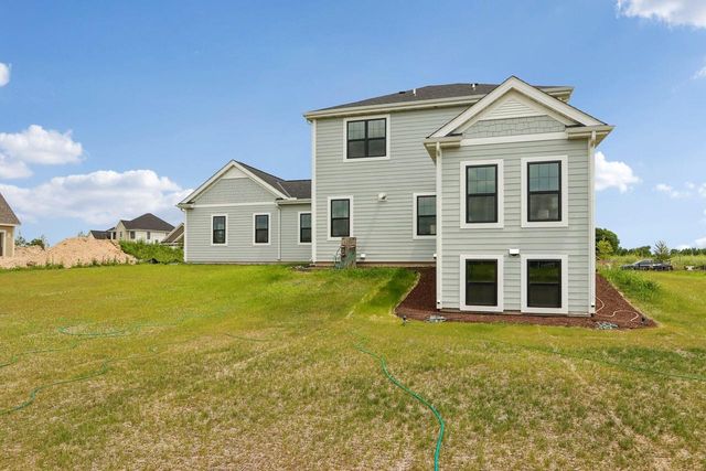9901 N Migratory LANE, Mequon, WI 53097