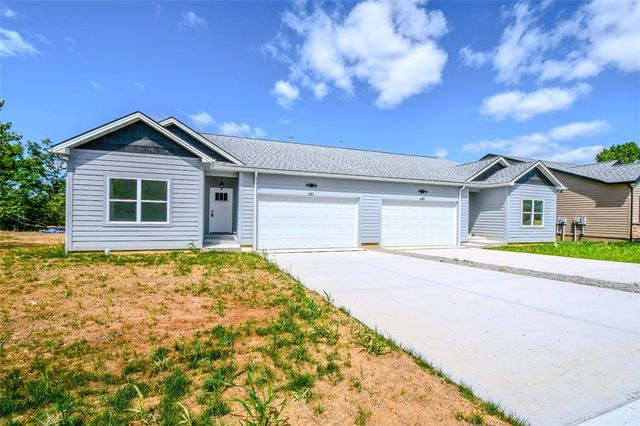 685 Waldsmith Way, Vandalia, OH 45377
