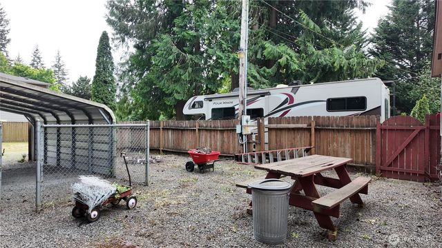 18621 Smokey Point Boulevard, Arlington, WA 98223