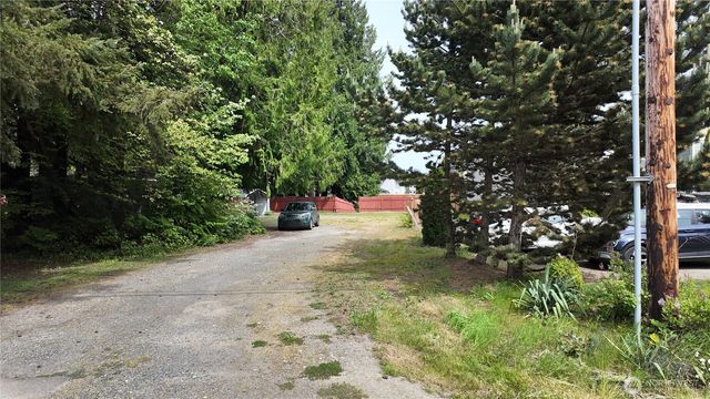 18621 Smokey Point Boulevard, Arlington, WA 98223