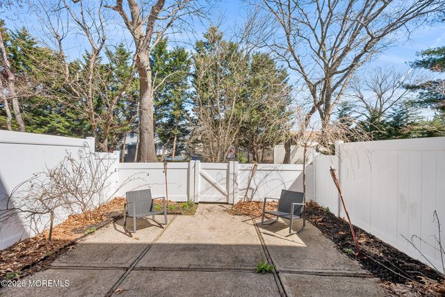 134 Clubhouse Drive, Middletown, NJ 07748