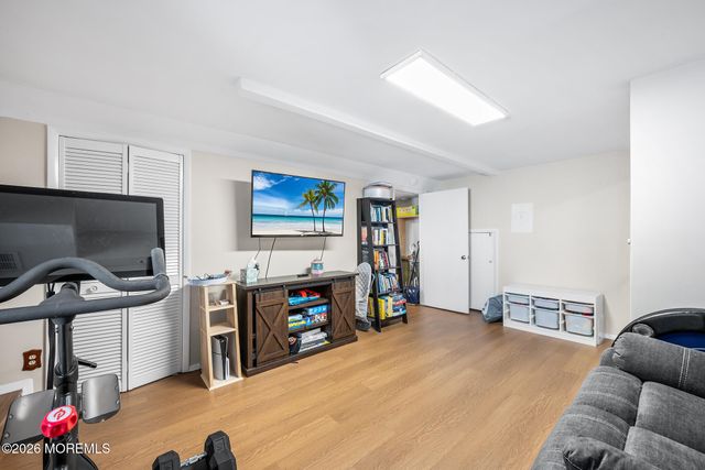 134 Clubhouse Drive, Middletown, NJ 07748