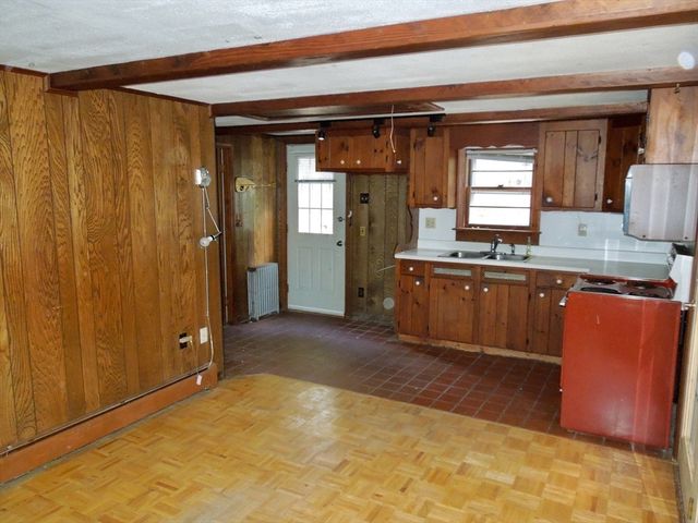 12 Squirrel Road, Plymouth, MA 02360