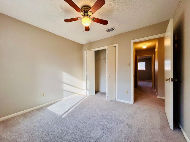 8905 Schick RD D, Austin, TX 78729