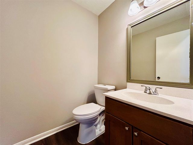 8905 Schick RD D, Austin, TX 78729