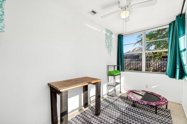 7883 Blackwood Lane, Lake Worth, FL 33467