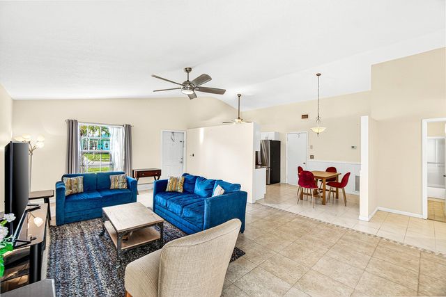 7883 Blackwood Lane, Lake Worth, FL 33467