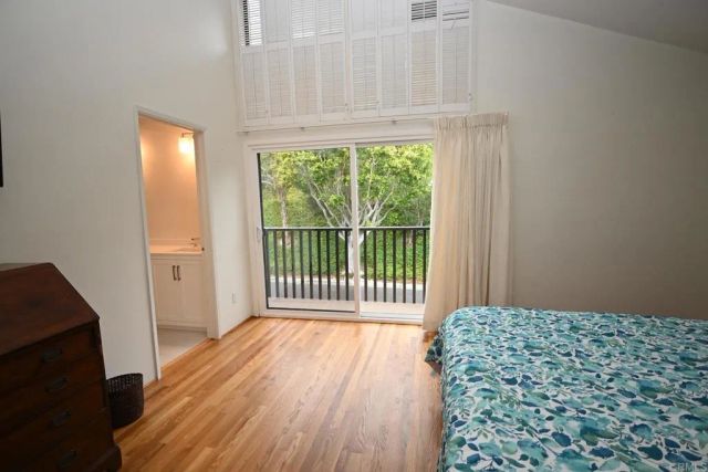 1881 Caminito Velez, La Jolla, CA 92037