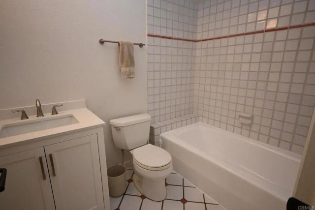 1881 Caminito Velez, La Jolla, CA 92037