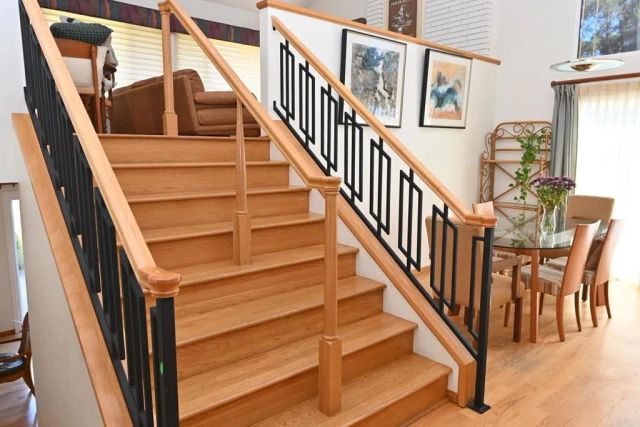 1881 Caminito Velez, La Jolla, CA 92037