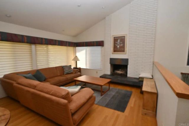 1881 Caminito Velez, La Jolla, CA 92037