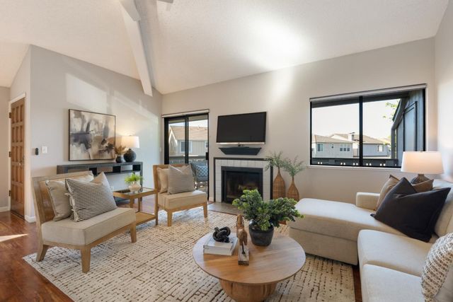 1473 Alma Loop, San Jose, CA 95125