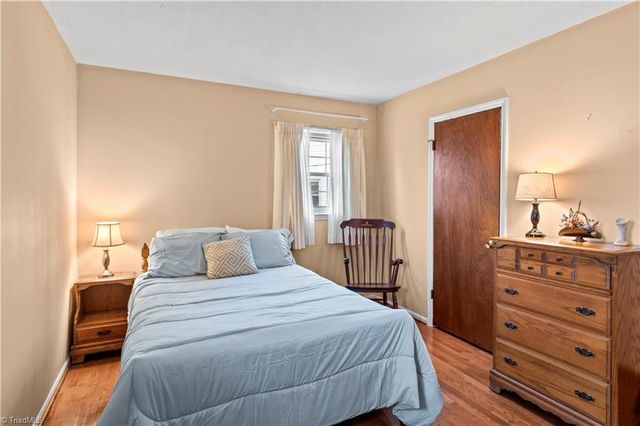 4030 Menfreya Court, Winston-salem, NC 27105