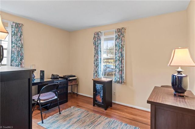 4030 Menfreya Court, Winston-salem, NC 27105