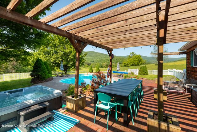 89 Cartwright Road, Prattsville, NY 12468