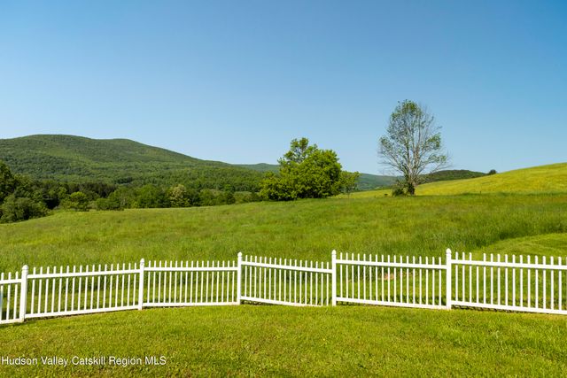 89 Cartwright Road, Prattsville, NY 12468