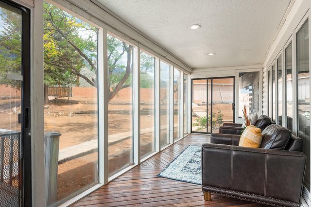 12519 ELENA Drive NE, Albuquerque, NM 87122