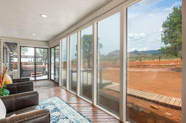 12519 ELENA Drive NE, Albuquerque, NM 87122