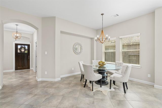 143 Castlegate Lane, Houston, TX 77065