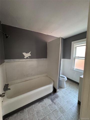 13139 Stoepel Street, Detroit, MI 48238