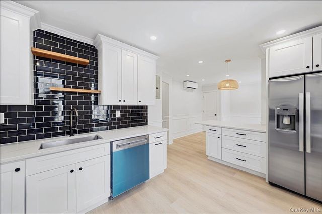 2257 Hampden Place, Bronx, NY 10468