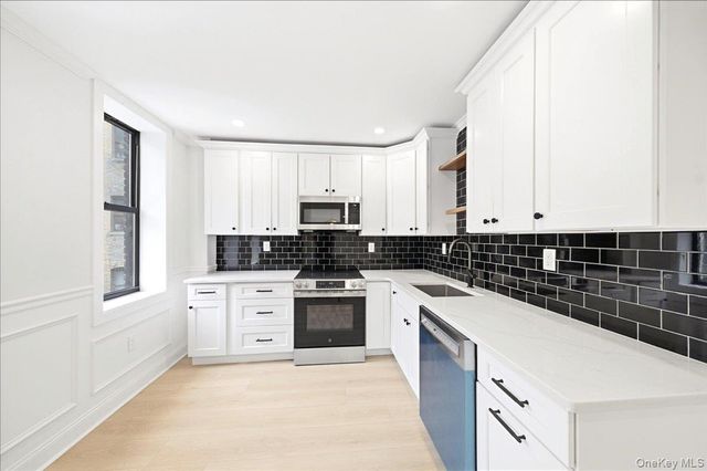 2257 Hampden Place, Bronx, NY 10468