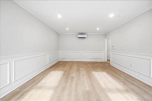 2257 Hampden Place, Bronx, NY 10468