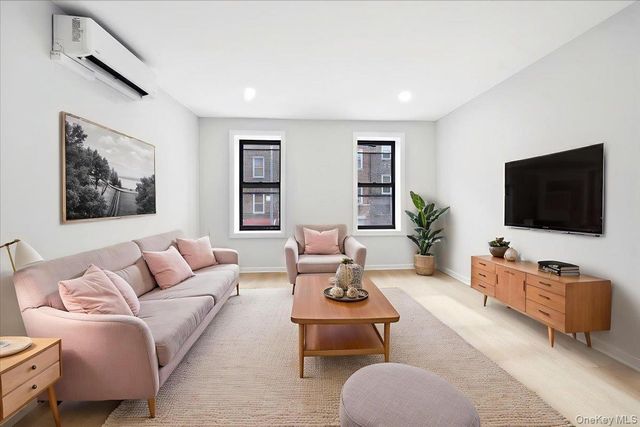 2257 Hampden Place, Bronx, NY 10468