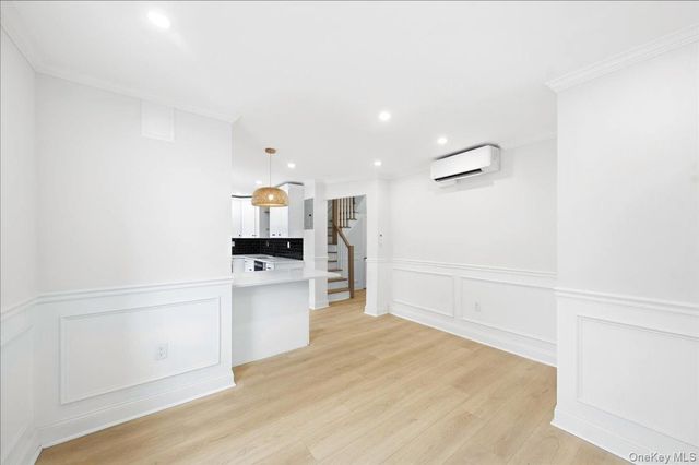 2257 Hampden Place, Bronx, NY 10468