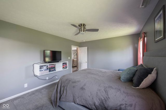 18653 Pilot Mills Drive, Noblesville, IN 46062