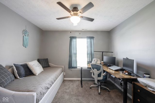 18653 Pilot Mills Drive, Noblesville, IN 46062