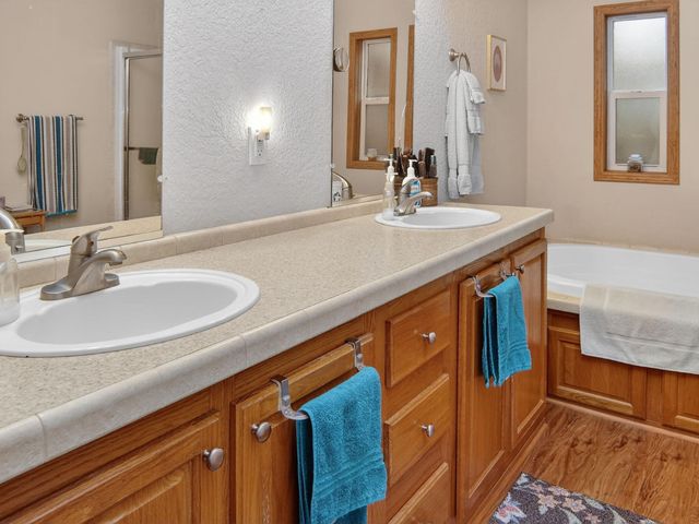 1170 Darrel Avenue, Glen Rose, TX 76043