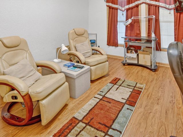 1170 Darrel Avenue, Glen Rose, TX 76043