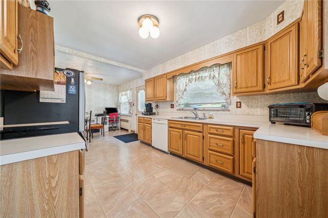 610 Cooper Rd, Monroeville, PA 15146