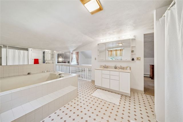 610 Cooper Rd, Monroeville, PA 15146