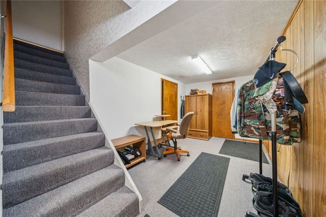 610 Cooper Rd, Monroeville, PA 15146