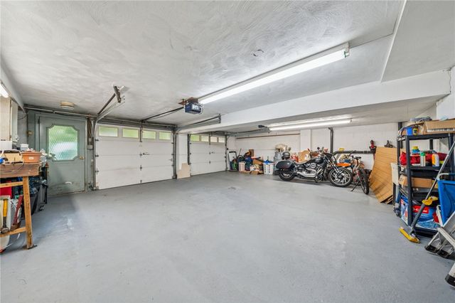 610 Cooper Rd, Monroeville, PA 15146