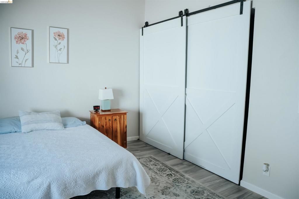 Image 16 of property listing at 1909 Strasbourg Ln, Antioch, CA 94509