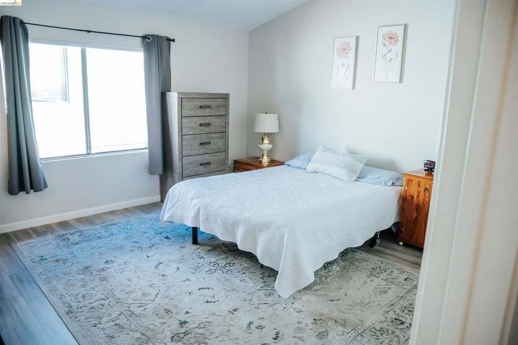 Image 18 of property listing at 1909 Strasbourg Ln, Antioch, CA 94509